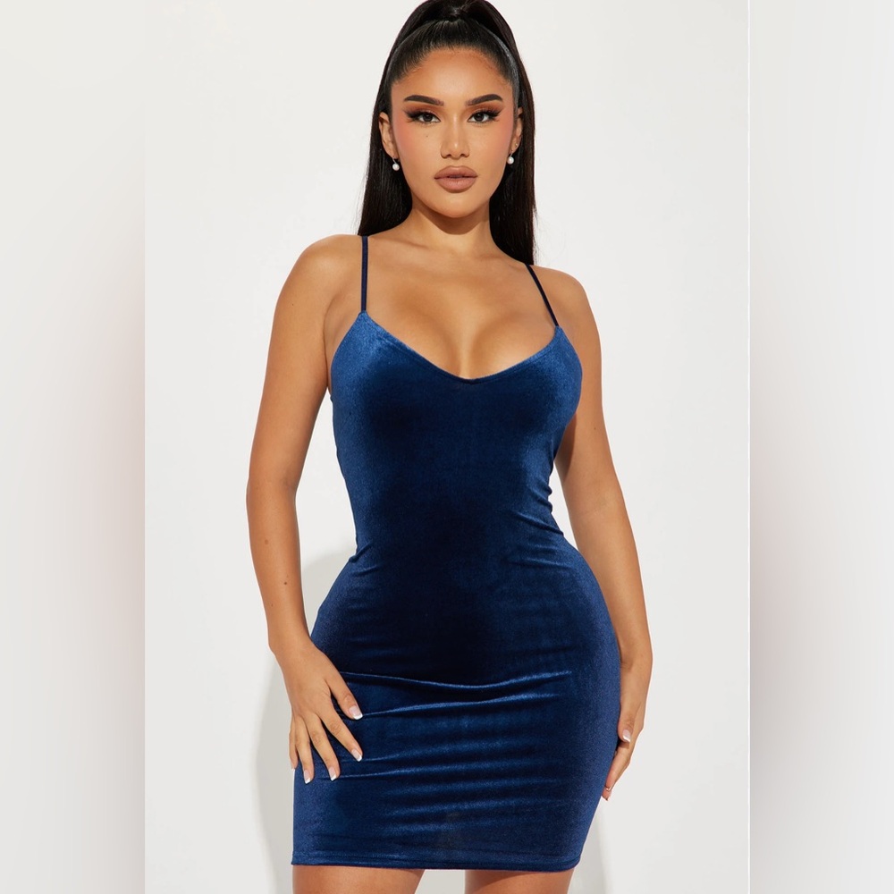 Fashion Nova Deep Blue Velvet Midi Dress